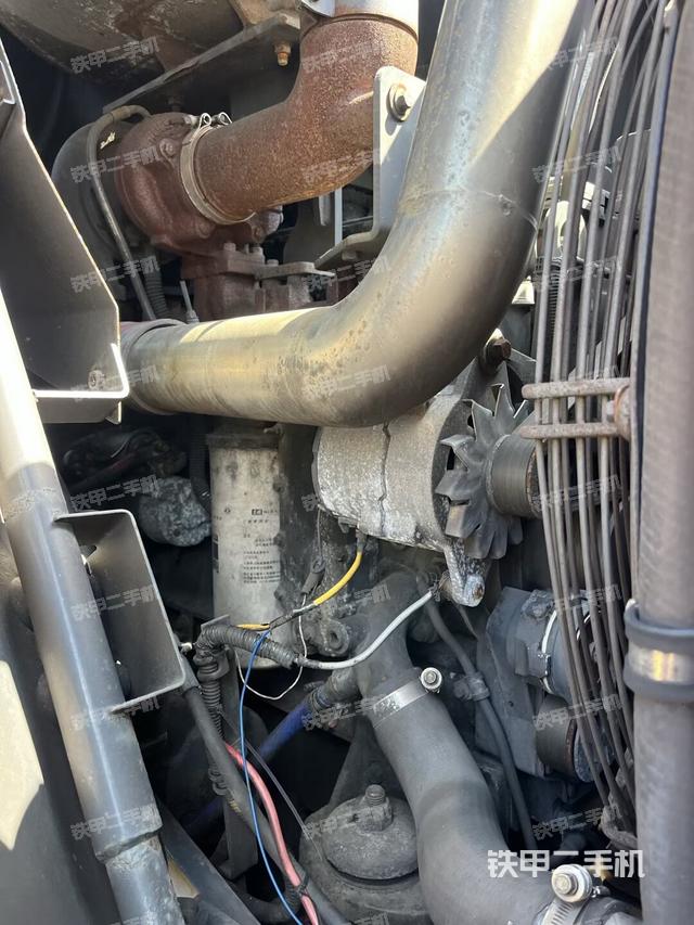 工作裝置整體（整機外觀及大件）