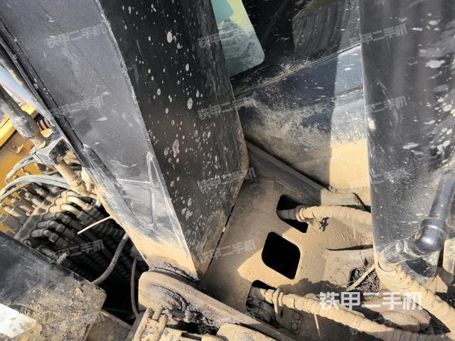 大臂根部 斜(工作和回转装置) 大臂根部 斜(工作和回转装置)