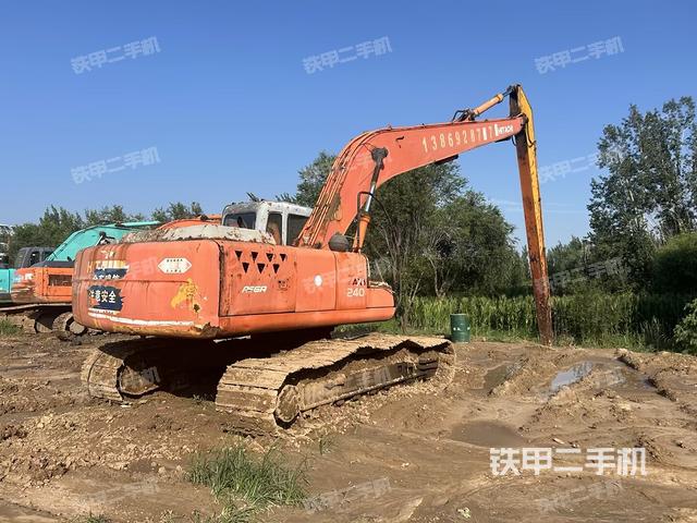 整機右后45°(整機外觀) 整機右后45°(整機外觀)