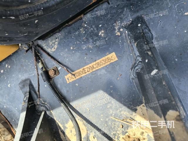 大臂整體?右側(cè)（工作和回轉(zhuǎn)裝置）