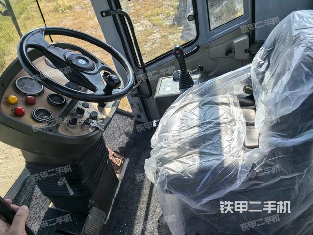 小時(shí)表（壓路機(jī)駕駛室）