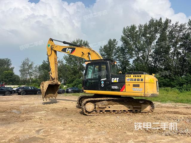 卡特彼勒320D2L液压挖掘机