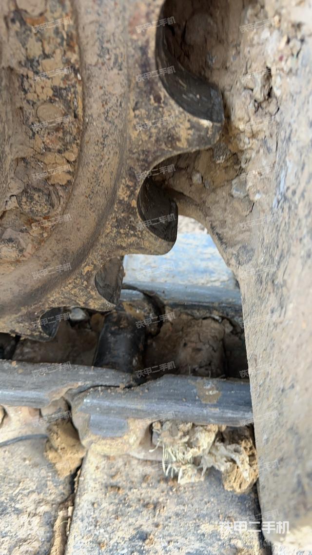 单侧履带整体（整机外观）