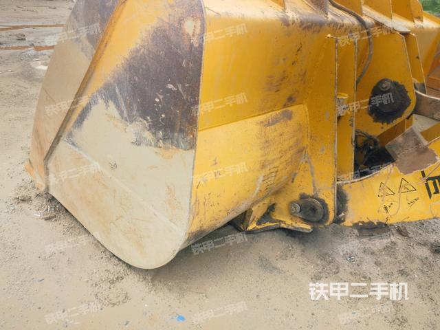 工作裝置整體（整機(jī)外觀及大件）