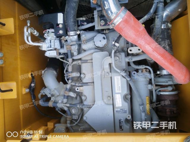 氣門室蓋螺絲特寫（上車部件）