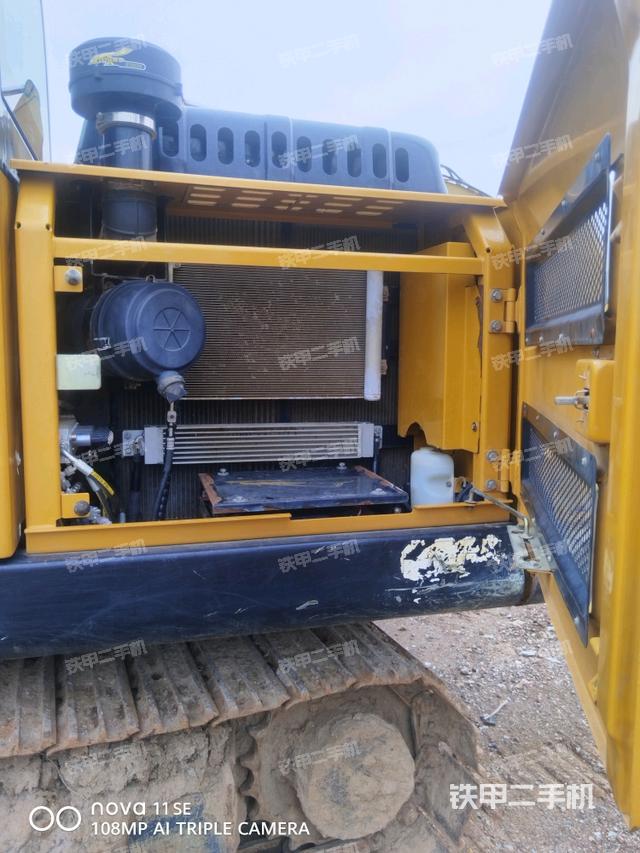 散熱器正面（大件艙室）