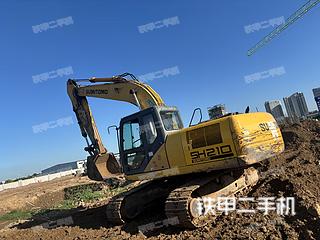 住友SH210-5挖掘机实拍图片