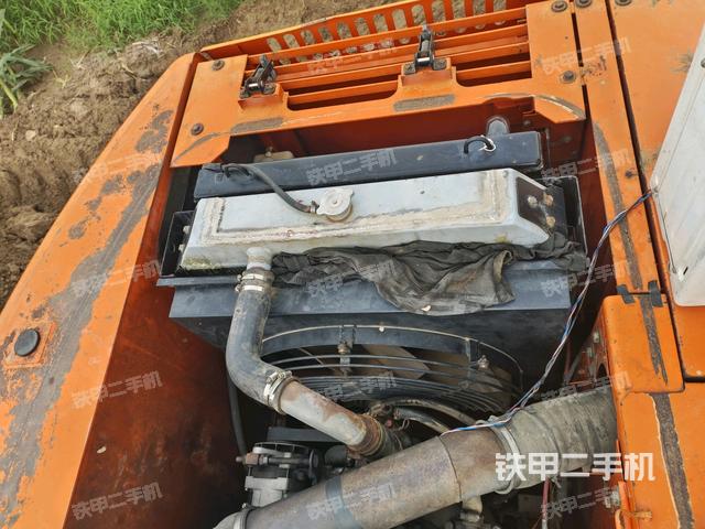 水箱+風(fēng)扇特寫（上車部件）