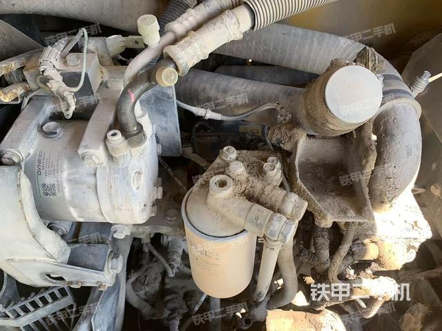 發(fā)動機(jī)整體俯視(整機(jī)外觀) 發(fā)動機(jī)整體俯視(整機(jī)外觀)