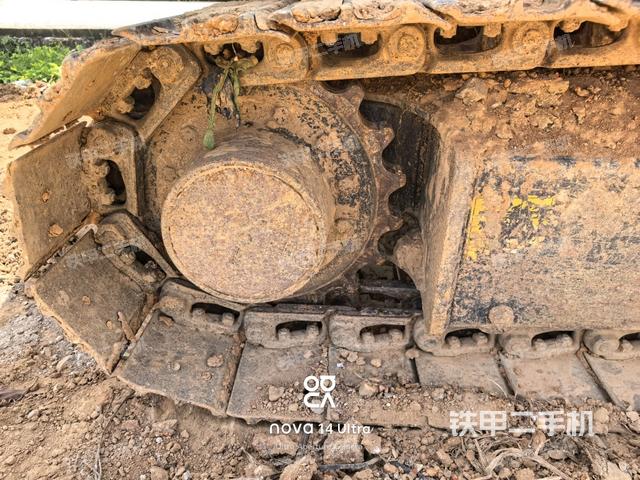 右側履帶整體?（行走機構）