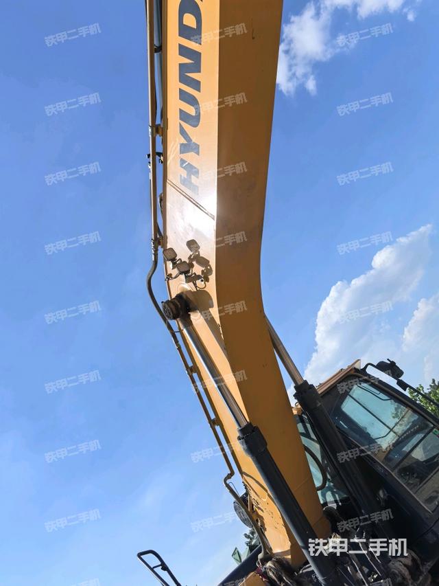 大臂根部?斜視（工作和回轉(zhuǎn)裝置）