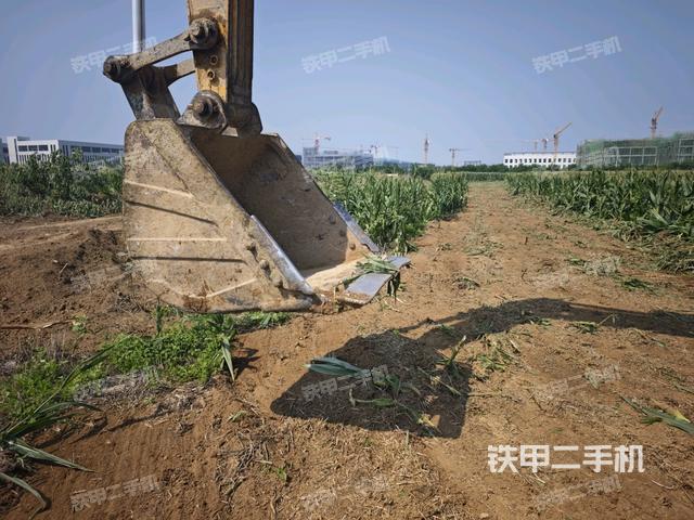 鏟斗右后整體（工作和回轉(zhuǎn)裝置）