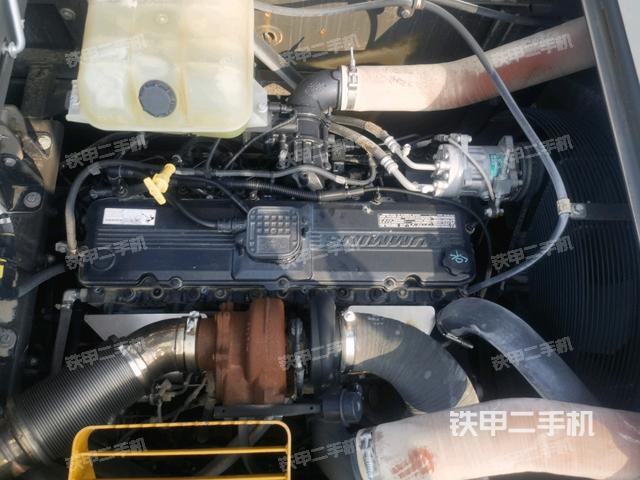 發(fā)動(dòng)機(jī)整體俯視（整機(jī)外觀）