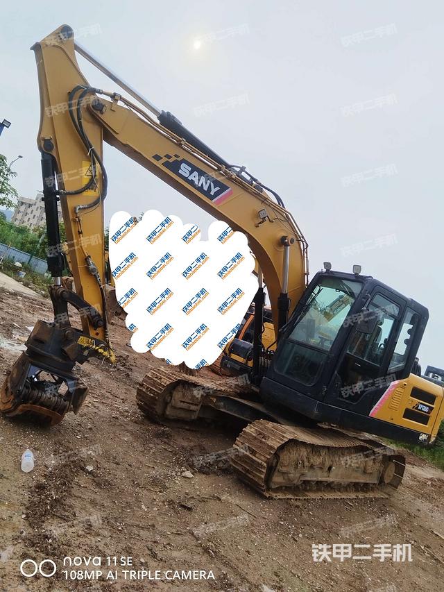 三一重工SY135C挖掘機(jī)