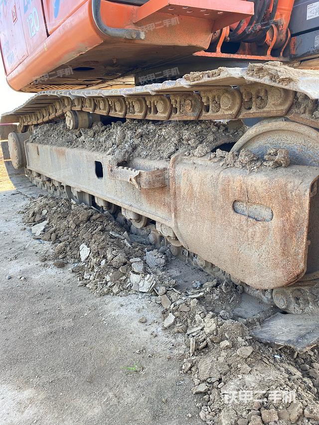 单侧履带整体（整机外观）