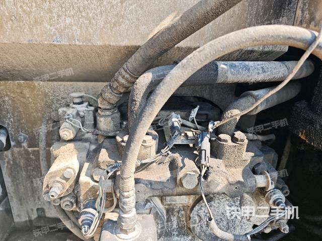 電瓶（大件艙室）