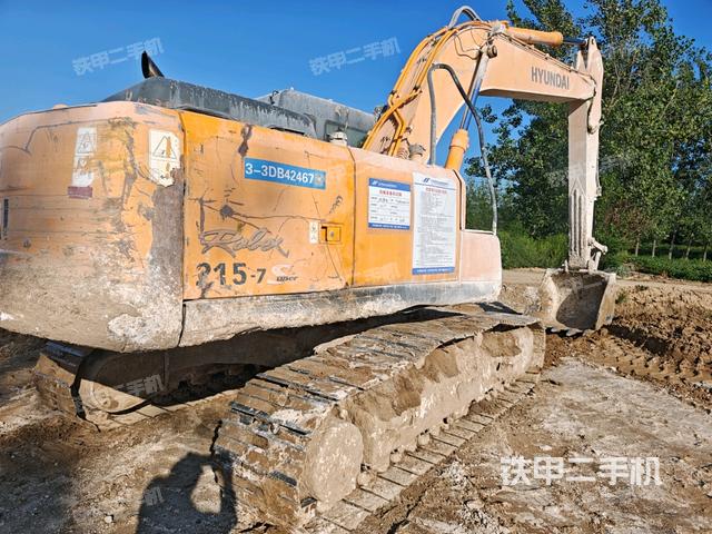 現(xiàn)代R215-7挖掘機(jī)