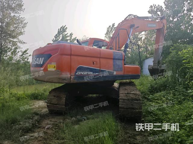 整機(jī)右后45°(整機(jī)外觀) 整機(jī)右后45°(整機(jī)外觀)