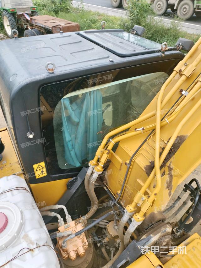 駕駛室頂部俯視（上車部件）