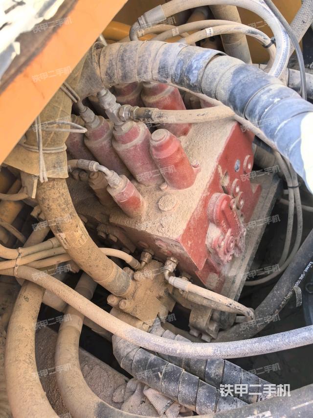 分配閥（上車部件）