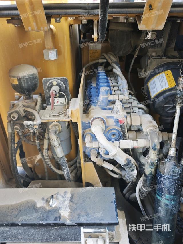 分配閥（上車部件）