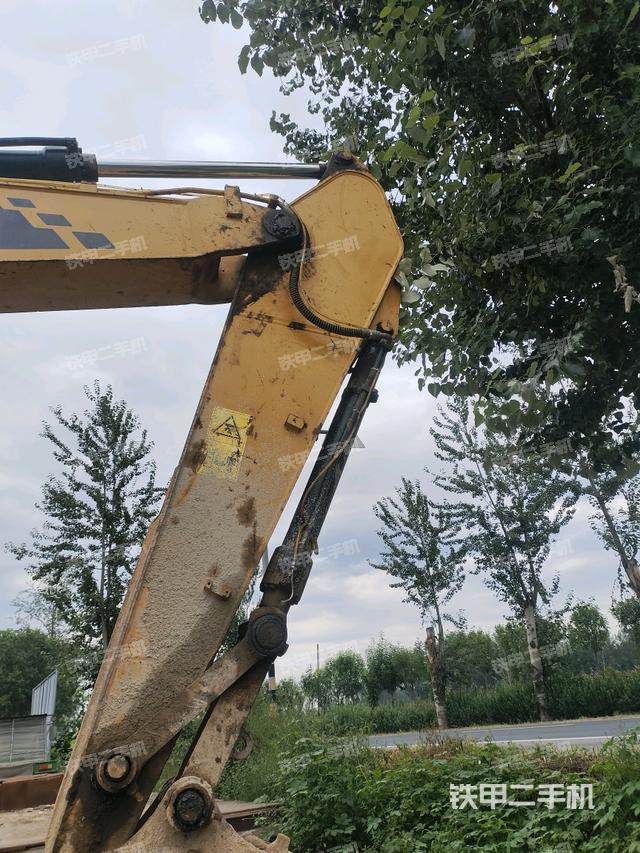 小臂整體左后（工作和回轉(zhuǎn)裝置）