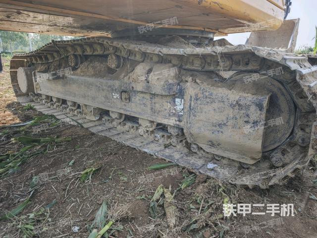 左側(cè)行走馬達蓋板（行走機構(gòu)）