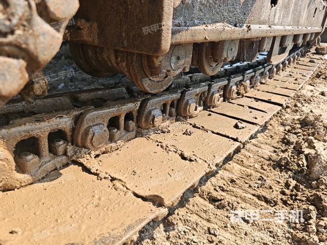 左導向輪（行走機構(gòu)）