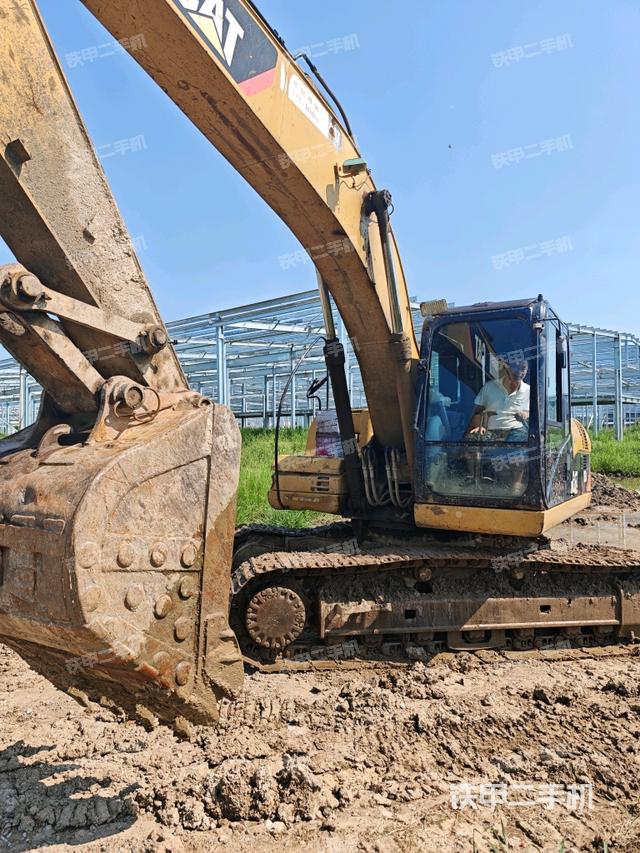 大臂整體?右側(cè)（工作和回轉(zhuǎn)裝置）