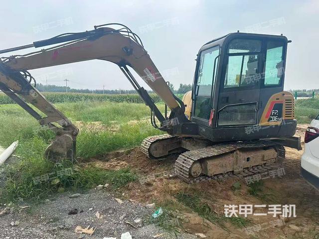 雷沃重工FR60E2-H挖掘機(jī)