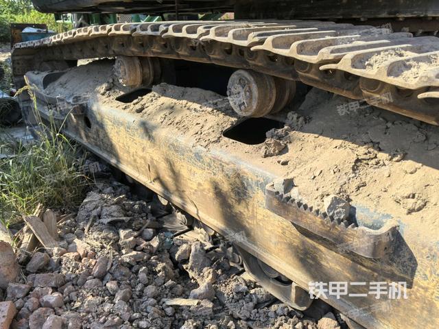 左側(cè)行走馬達蓋板（行走機構(gòu)）