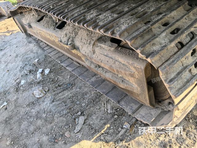 左側(cè)履帶整體?（行走機構(gòu)）