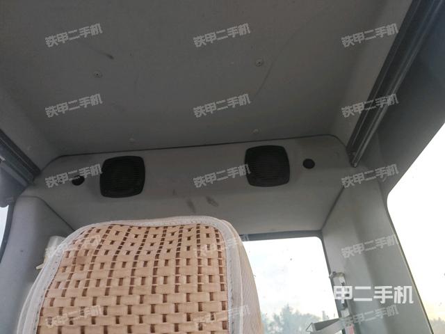座椅后部(駕駛室部分) 座椅后部(駕駛室部分)