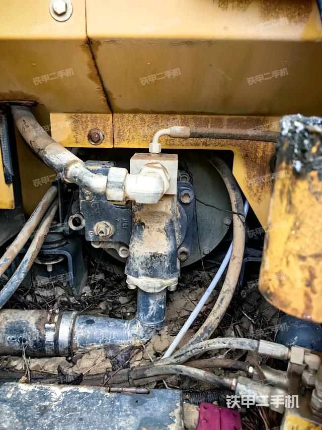 液壓泵室（大件艙室）