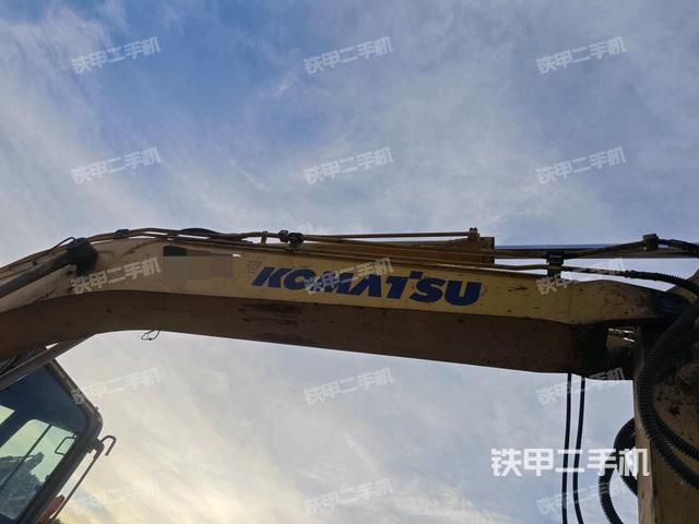 大臂整體?右側(cè)(工作和回轉(zhuǎn)裝置) 大臂整體?右側(cè)(工作和回轉(zhuǎn)裝置)