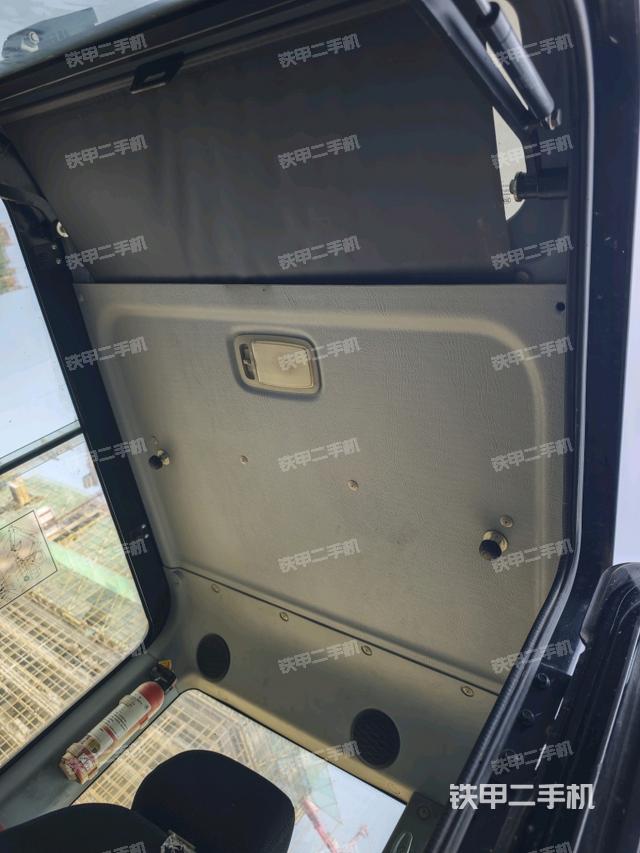 頂棚整體（駕駛室部分）