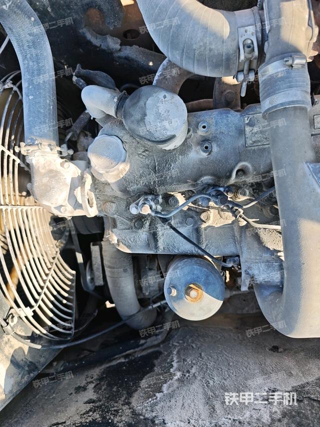 氣門室蓋螺絲特寫（上車部件）