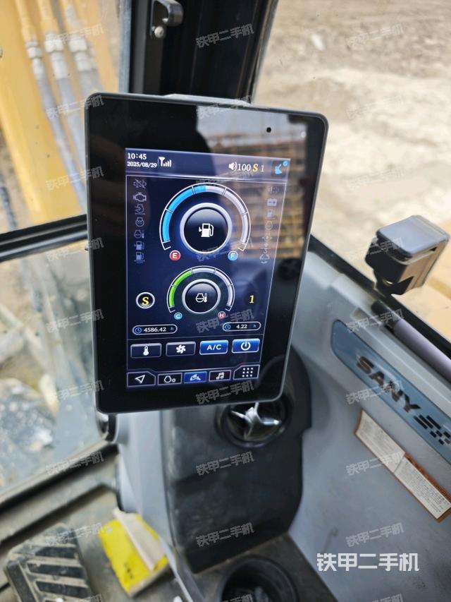 小時(shí)表（駕駛室部分）