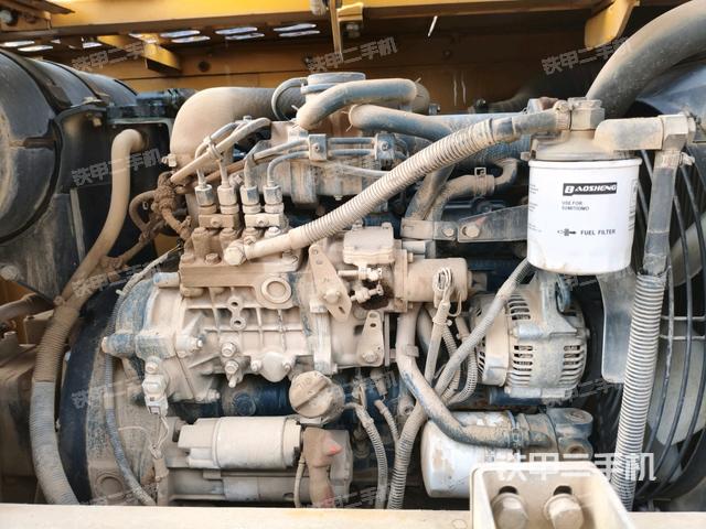 發(fā)動(dòng)機(jī)整體俯視(整機(jī)外觀) 發(fā)動(dòng)機(jī)整體俯視(整機(jī)外觀)