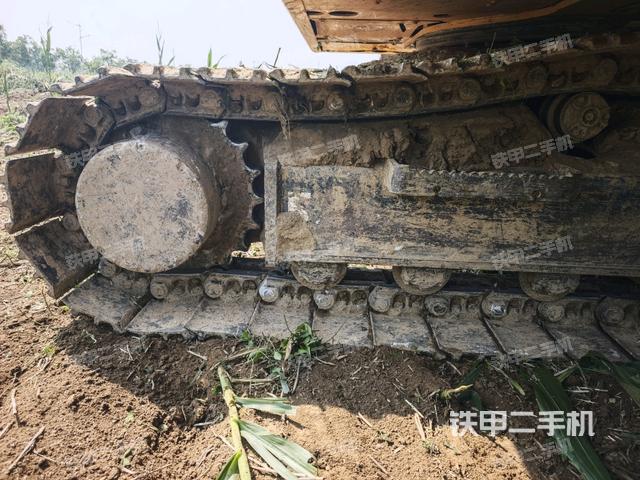 左導向輪（行走機構(gòu)）