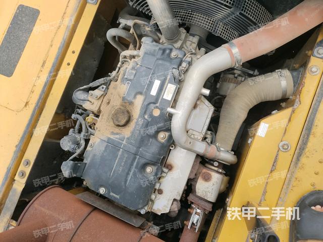 發(fā)動機(jī)室（上車部件）