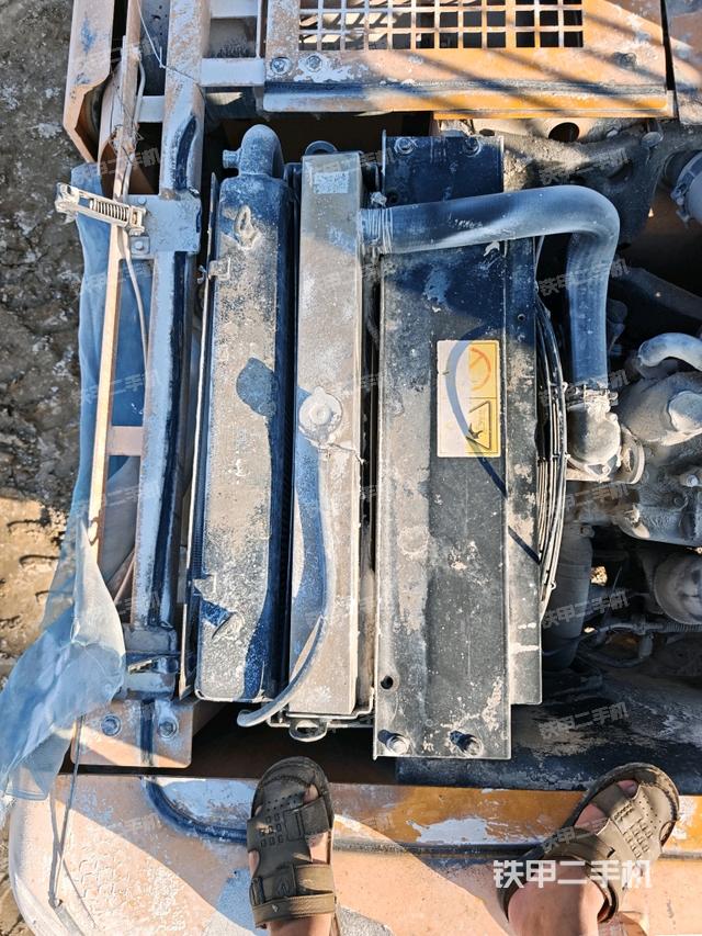 散熱器正面（大件艙室）