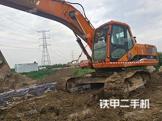 斗山DH220LC-7挖掘机实拍图片