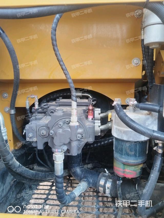 液壓泵室（大件艙室）