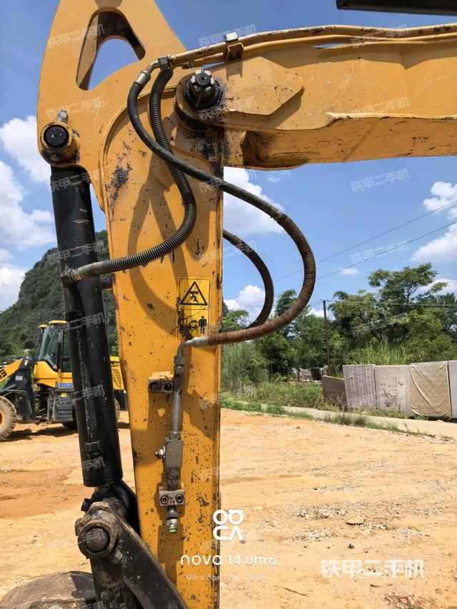 鏟斗右后整體（工作和回轉裝置）