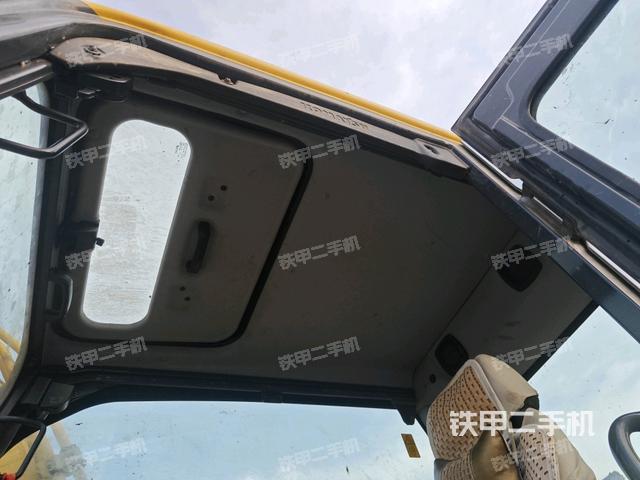 頂棚整體(駕駛室部分) 頂棚整體(駕駛室部分)