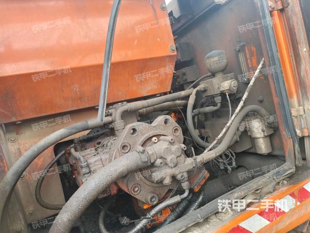 液壓泵室（大件艙室）