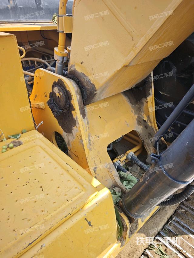 大臂根部?斜視（工作和回轉(zhuǎn)裝置）