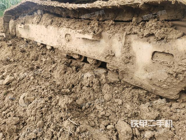 左側(cè)履帶整體?（行走機(jī)構(gòu)）