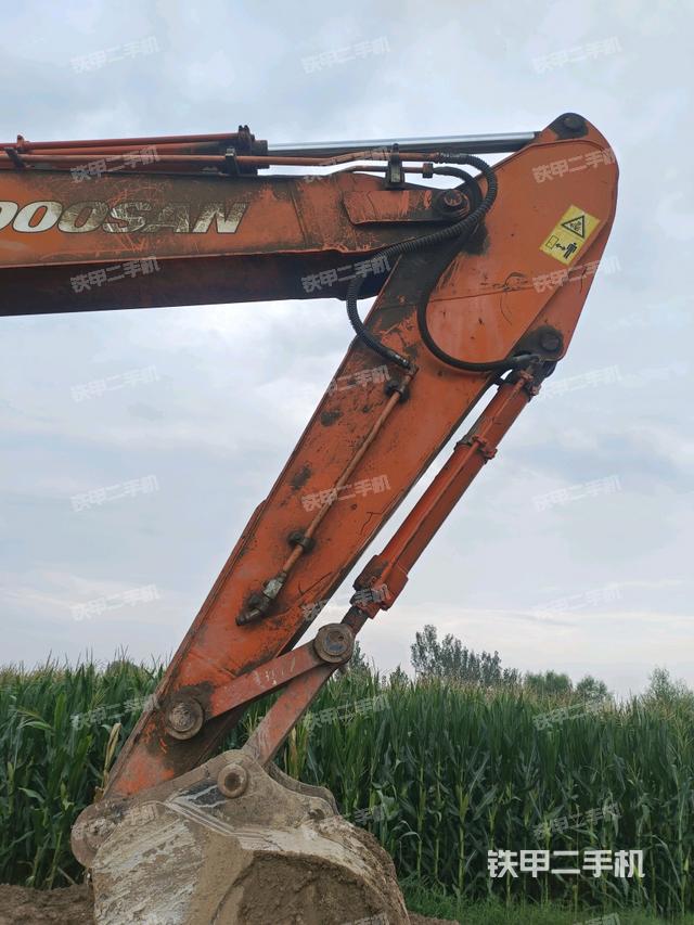 大臂整體?右側(cè)（工作和回轉(zhuǎn)裝置）